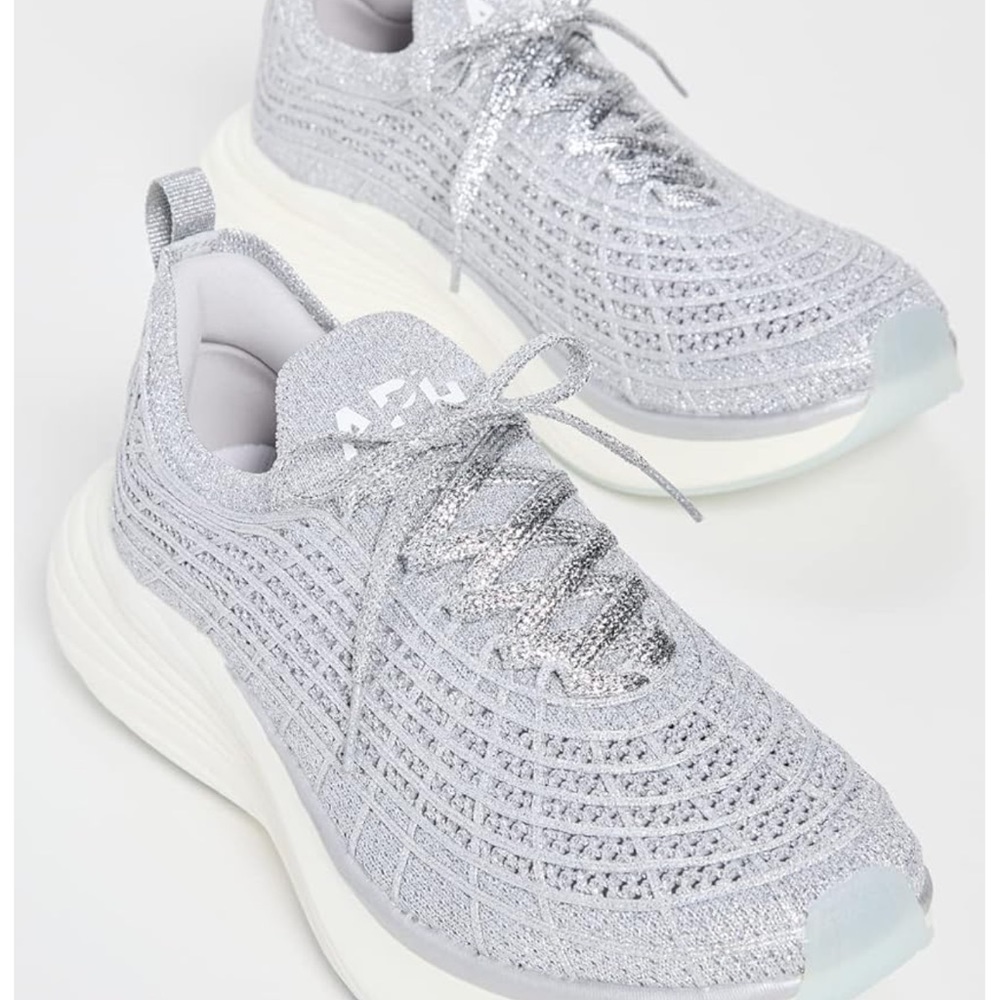 Women's TechLoom Zipline Metallic Silver APL women’s size 7